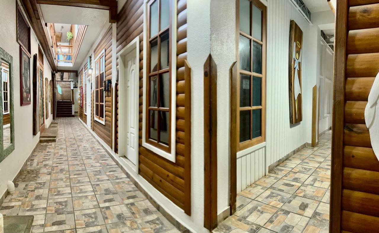 Mr. Tucan Hotel West End Εξωτερικό φωτογραφία