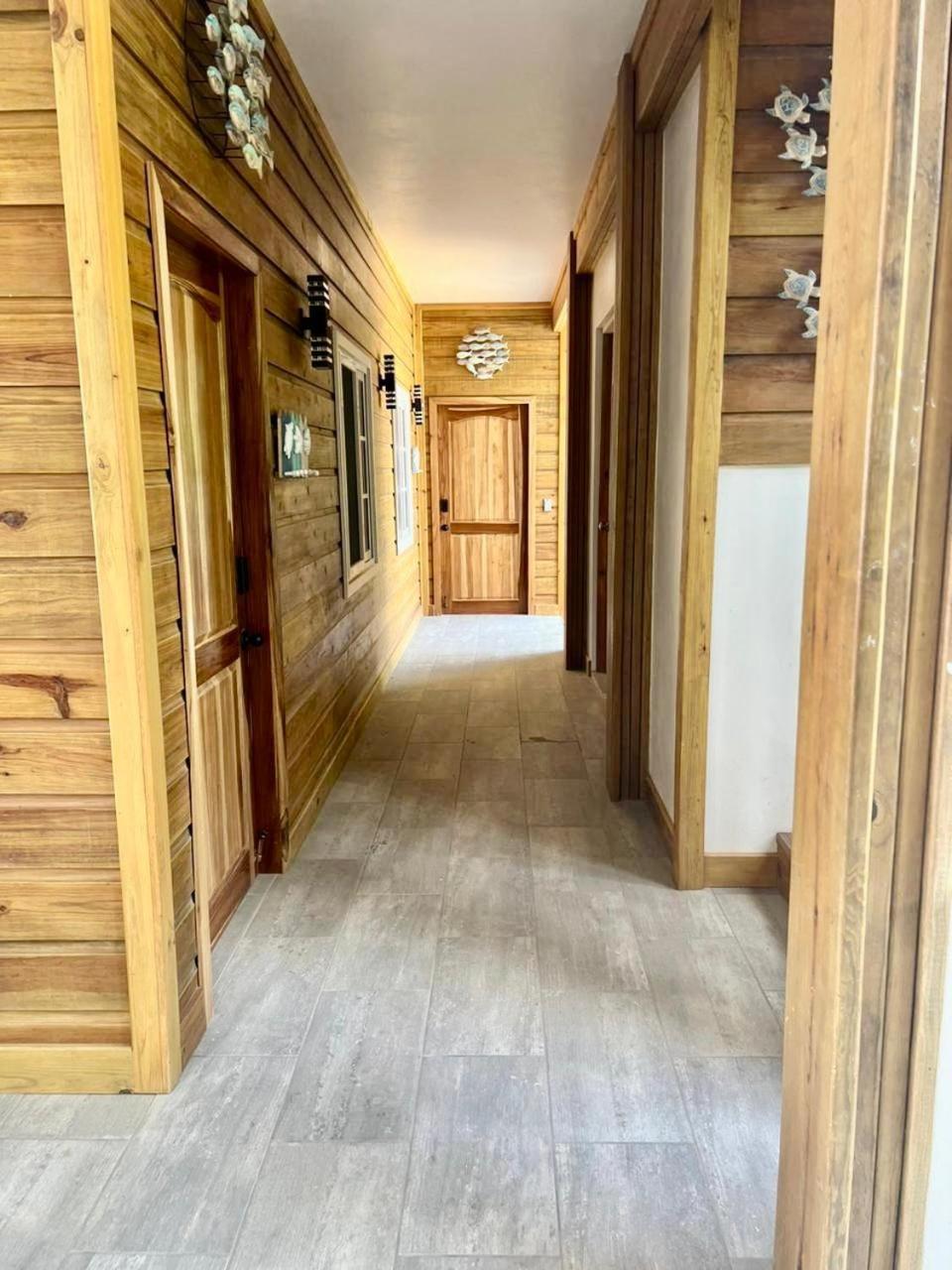 Mr. Tucan Hotel West End Εξωτερικό φωτογραφία