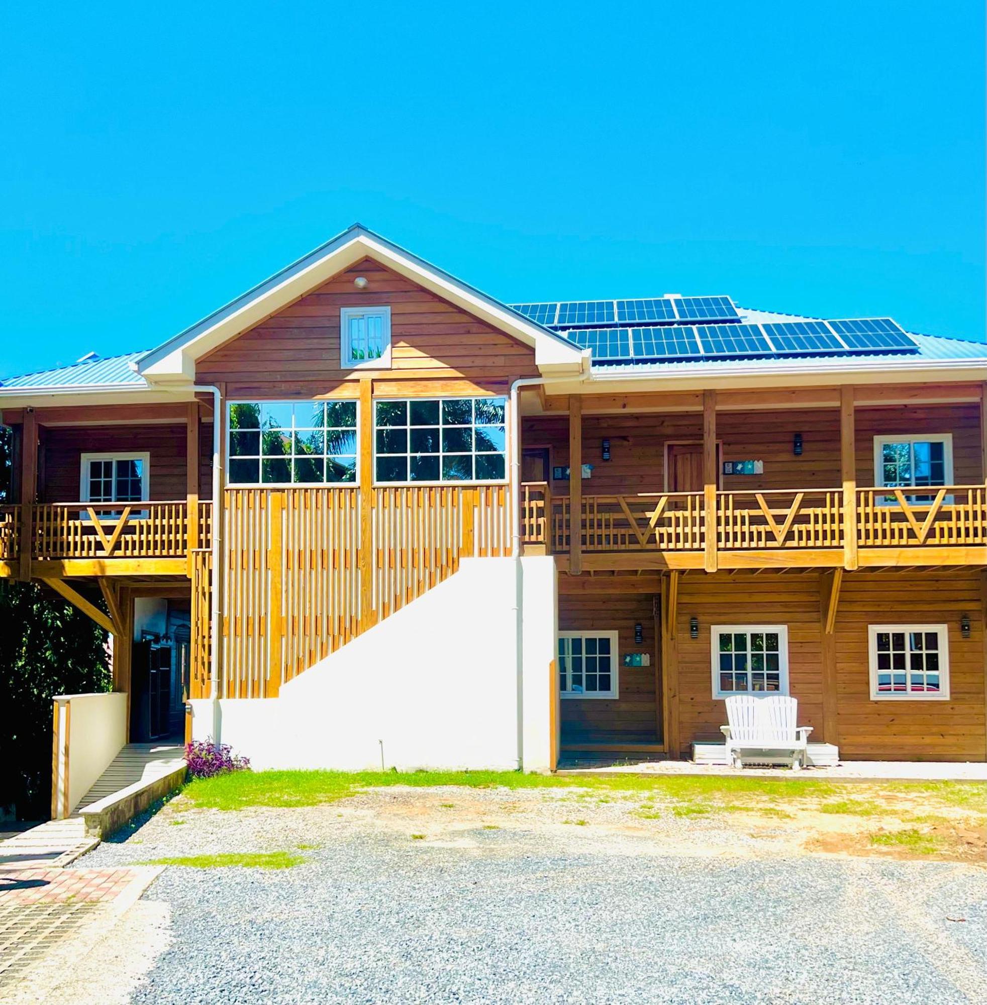 Mr. Tucan Hotel West End Εξωτερικό φωτογραφία