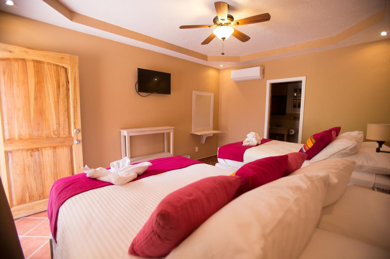Mr. Tucan Hotel West End Εξωτερικό φωτογραφία