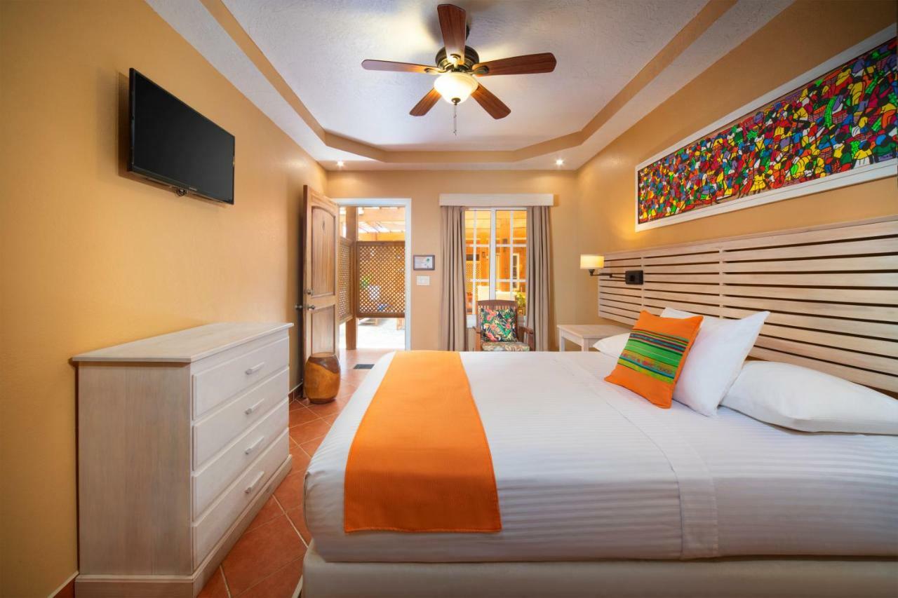 Mr. Tucan Hotel West End Εξωτερικό φωτογραφία