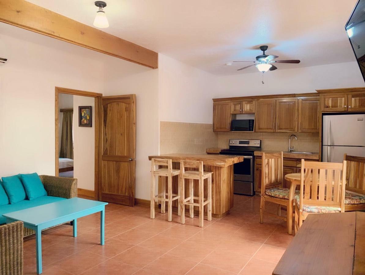 Mr. Tucan Hotel West End Εξωτερικό φωτογραφία
